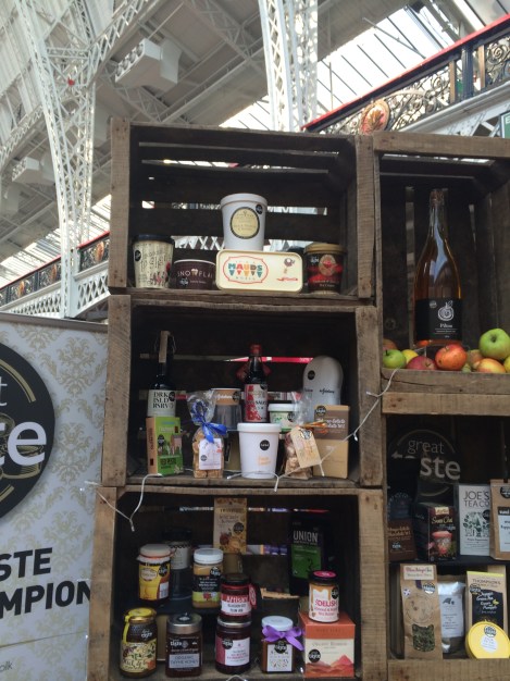 black-truffle-honey-gelato