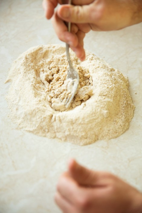 orecchiette-flour-knead