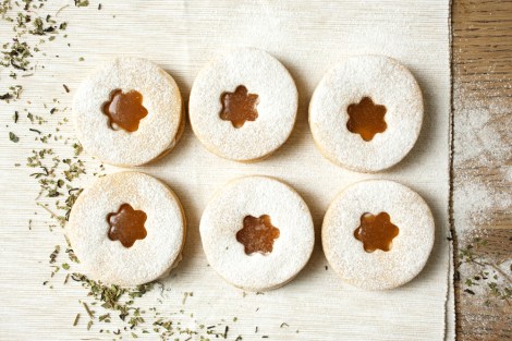 lemon-sherbet-jammy-dodgers