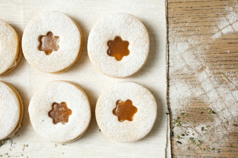 lemon-sherbet-jammy-dodgers