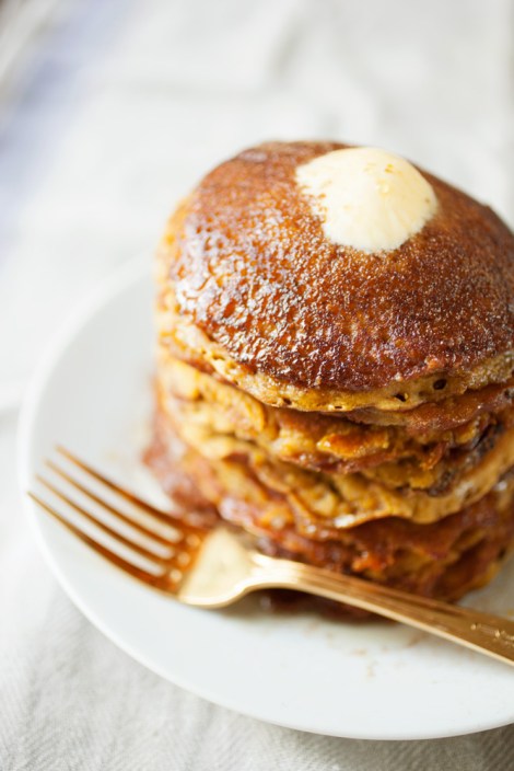 vegan-pumpkin-pancakes