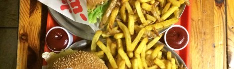 vegan-bacon-cheese-burger